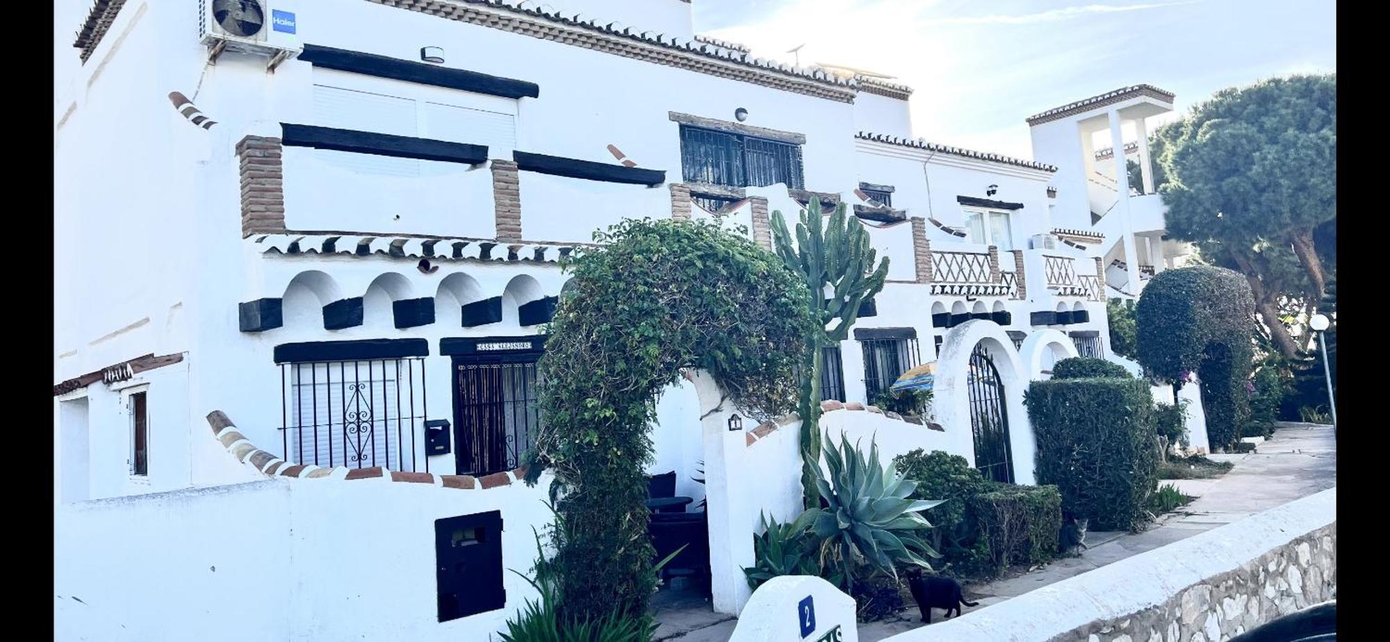 Mijas Costa - Beachside Apartment- A لا كالا ذي ميخاس المظهر الخارجي الصورة